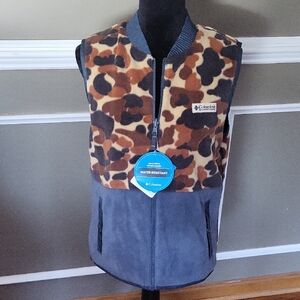 Columbia Reversatility Brown Camo and Blue Fleece Vest Size Medium NWT